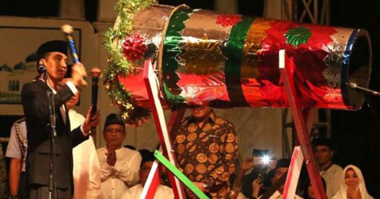 Jokowi Lepas Takbir Keliling di Banda Aceh