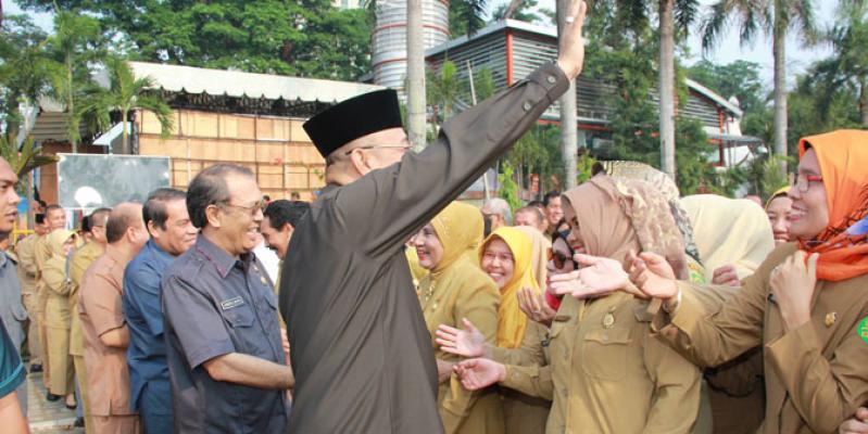 Wali Kota Medan Dzulmi Eldin Pimpin Apel Terakhir