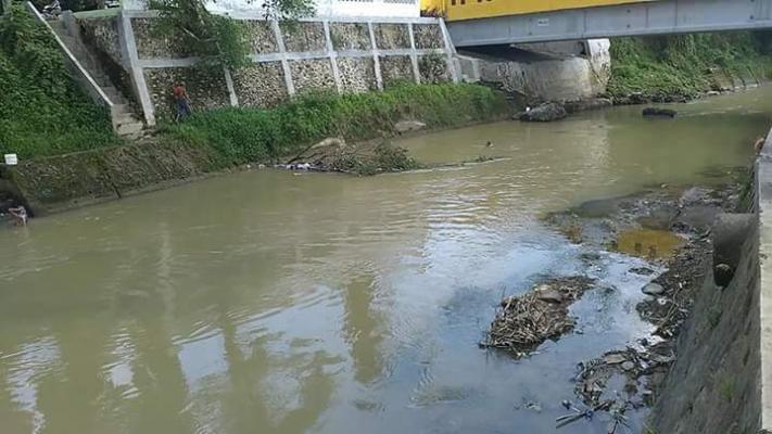 BLH Cek Kondisi Air di Sungai Sei Mencirim Binjai