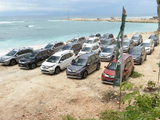 Honda Tembus Angka Penjualan 100.000 Unit di Akhir Semester Satu 2016