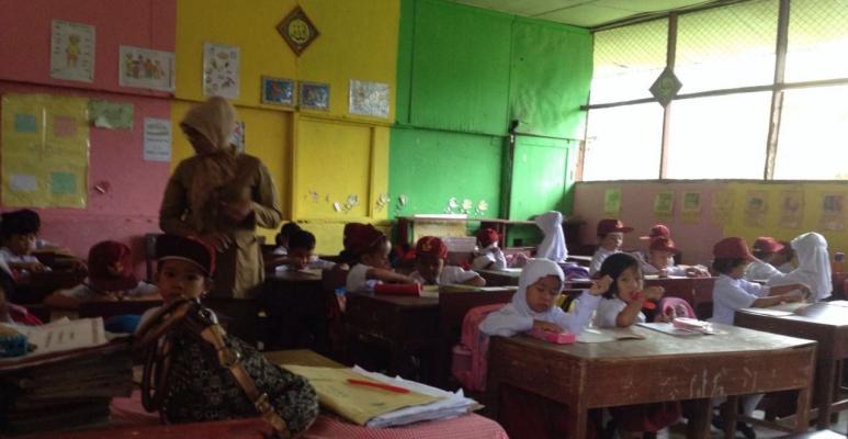 Hujan Deras Sambut Hari Pertama Sekolah di Langkat 