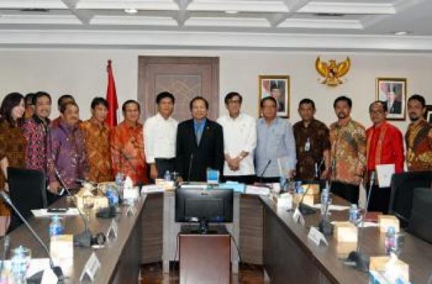 Menko Rizal Ramli Janji Akan Perhatikan Aspirasi Kepada Daerah se-Kepulauan Nias