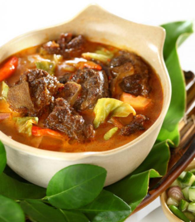 Rayakan Lebaran, Waspadai Makanan Nikmat Tapi Tak Sehat