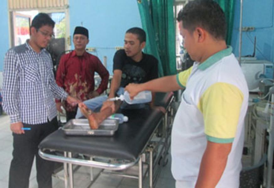 Anggota DPRD Madina Iskandar Hasibuan Bantu Safaruddin Lubis