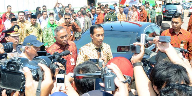 Dolar Tembus Rp14 Ribu, Jokowi Minta Masyarakat Paham