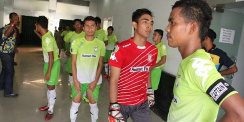 Grup A Piala Kemerdekaan: Slamet Puas Kwarta Jinakkan Gajah Lampung