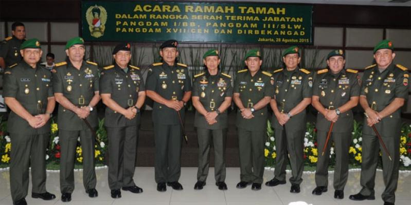 KSAD Lantik Mayjen Hinsa Siburian Pangdam XVII Cenderawasih