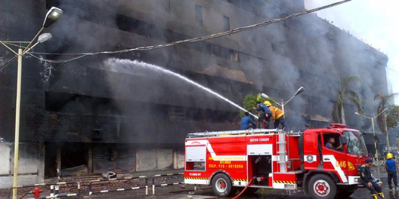 Medan Plaza Terbakar, Pedagang Tak Bisa Jualan Kembali
