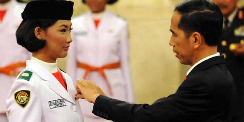 Presiden Kukuhkan 68 Anggota Paskibraka 2015