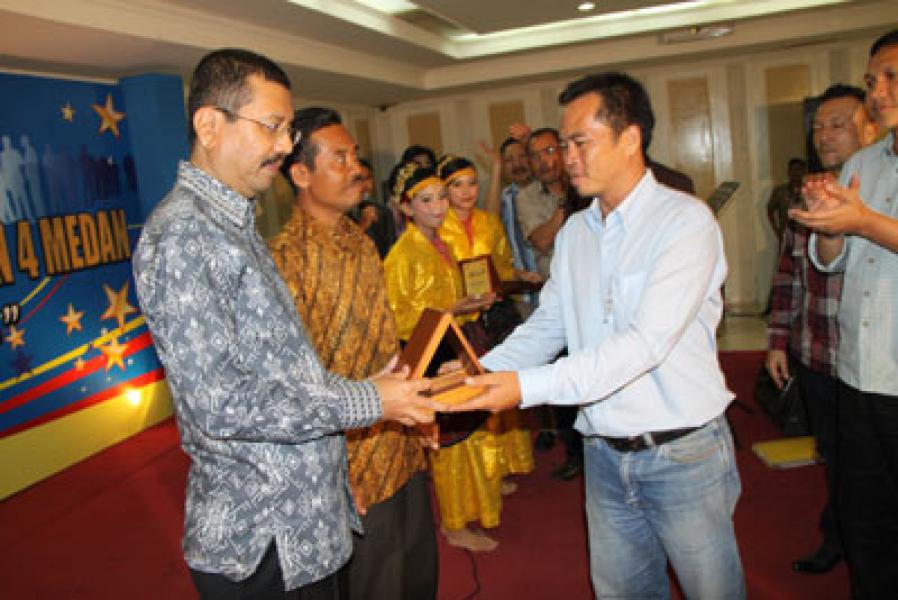 Alumni SMAN 4 Medan Harus Menjadi Motor Penggerak Pembangunan