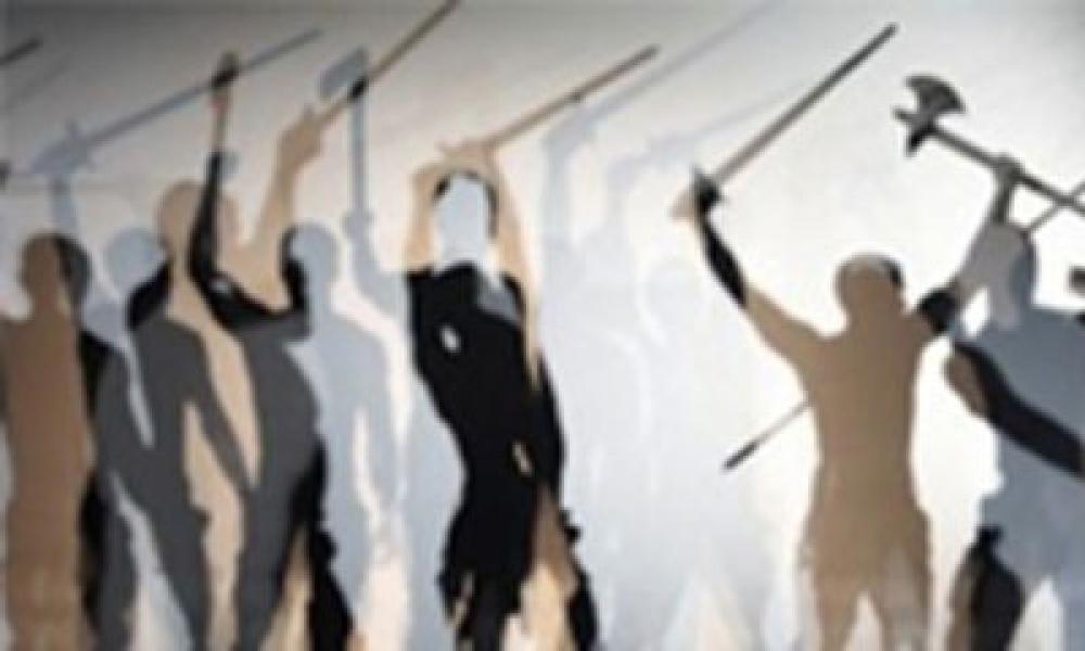 Bentrok Sengketa Lahan di Labuhan, 2 Luka 4 Angkot Dirusak