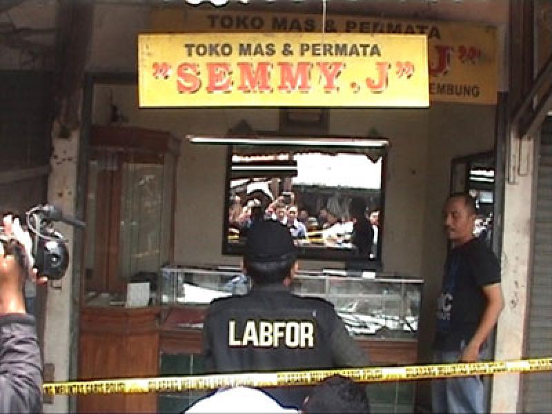 Tiga Toko Emas Dirampok Sekaligus di Deli Serdang