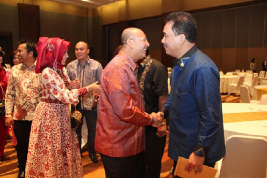 Wali Kota Jamu Makan Malam Anggota DPRD Medan Periode 2014-2019