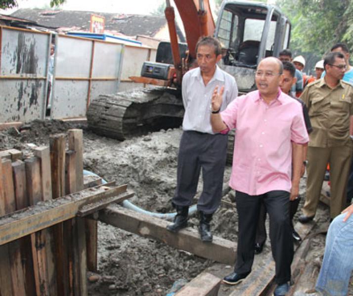 Wali Kota Medan Minta 9 Titik Proyek Galian MSMHP di Jalan Gaharu Selesai Tahun Ini
