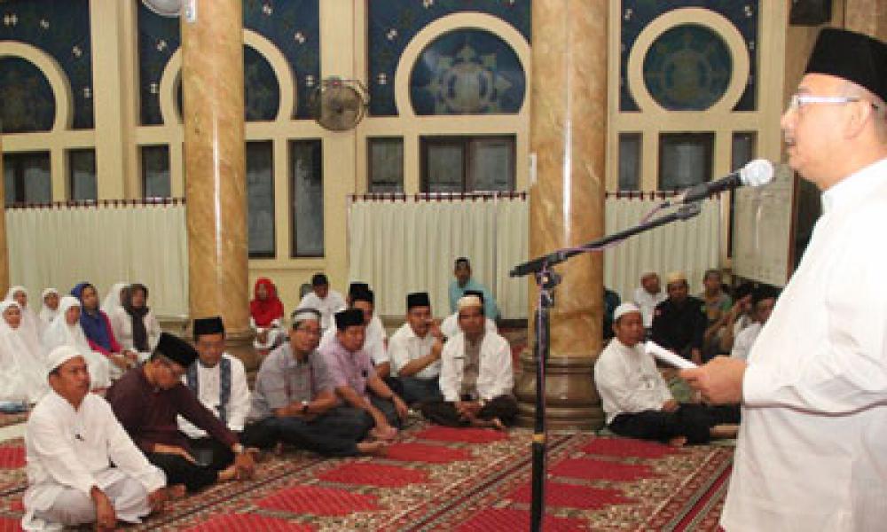 Wali Kota Medan Safari Subuh ke Masjid Al Mukhlis