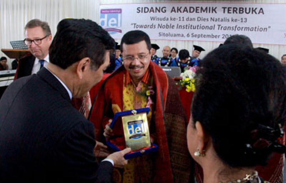 86 Mahasiswa Lulusan IT Del Diwisuda