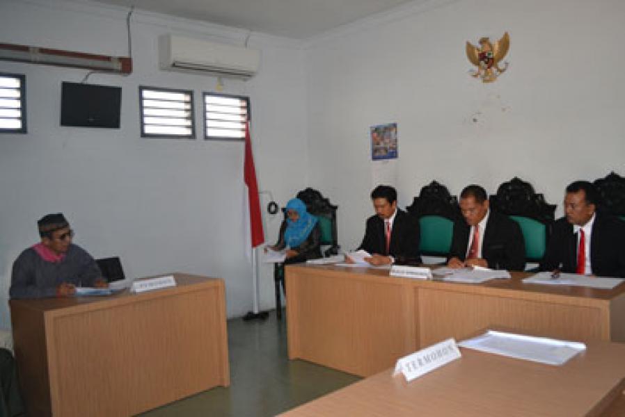 KIP Perintahkan Kepala BPN Sumut dan Kadis  PU Labusel Serahkan Informasi