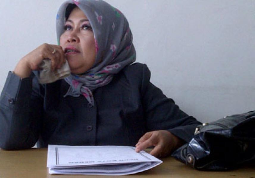 BlackBerry Anggota DPRD Medan Disikat Maling di Gedung Dewan