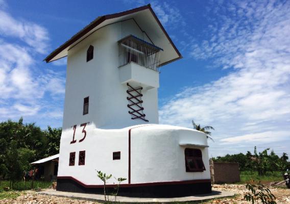 Ada Rumah Bentuk Sepatu di Medan