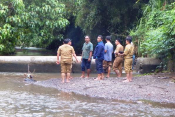 Bupati Madina Tinjau Bendungan dan Rambin di Panyabungan Utara