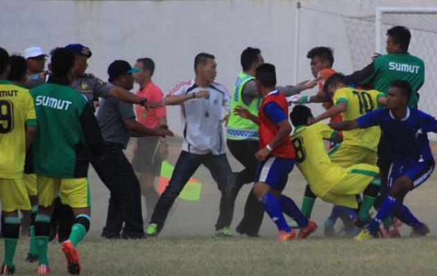 Kemenangan Maluku Utara Atas Sumut Diwarnai Perkelahian Pemain