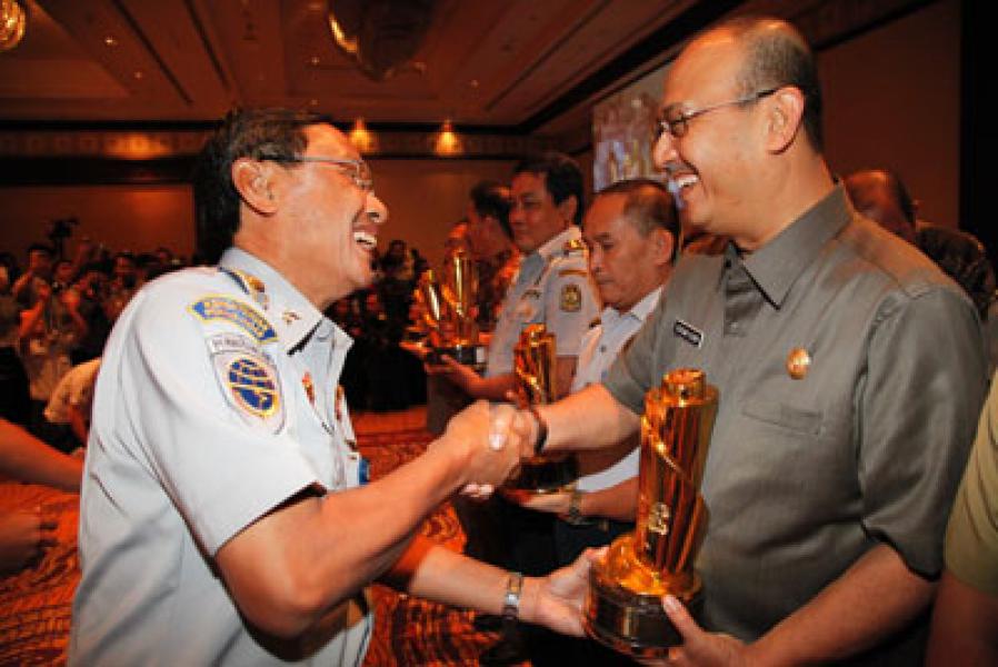 Medan Raih WTN