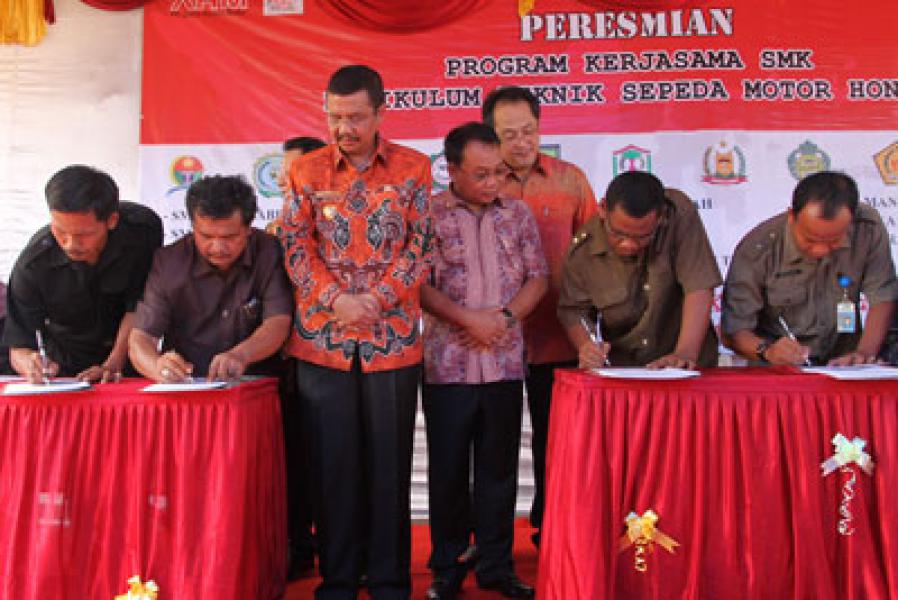 Astra dan Indako Jalin Kerja Sama Dengan SMK Paba Binjai Susun Kurikulum Pendidikan