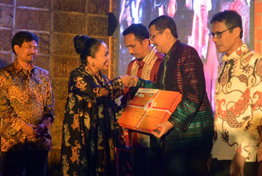 Sumut Terima Sertifikat 7 Warisan Budaya Takbenda