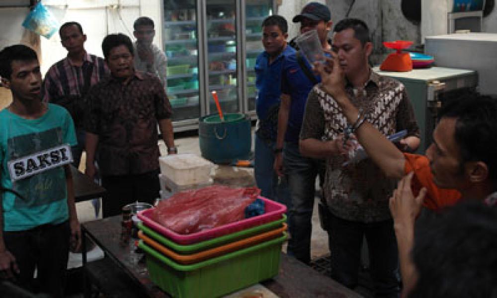 Tersangka Pembunuh Pelayan Kafe Nyaris Dipukuli Warga