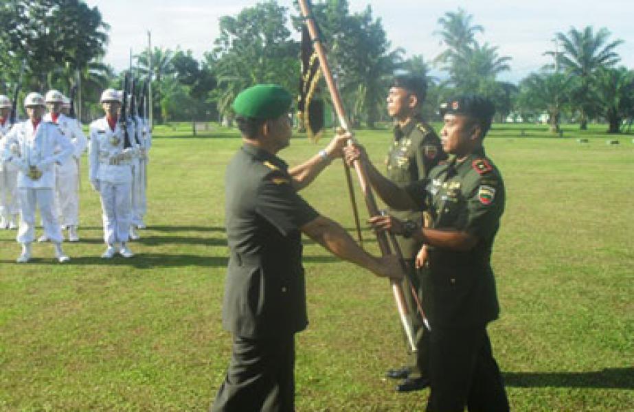 Mayor Inf Rizal Faizal Helmi Danyonif 100/Raider 