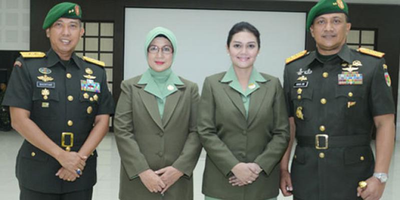 Lahir di Stabat, Ini Sosok Suami Bella Saphira Simanjuntak Pangdam Wirabuana Mayjen Agus Surya Bakti