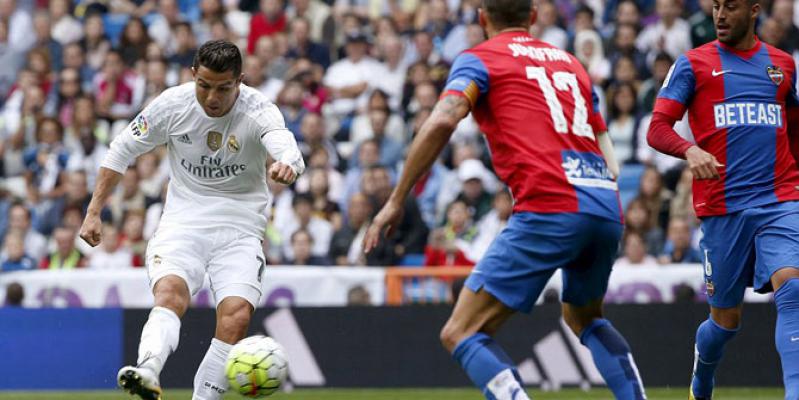 Madrid Bantai Levante, Ronaldo Pencetak Gol Terbanyak