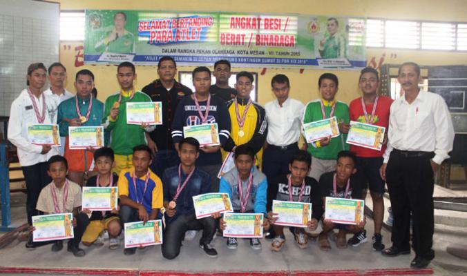 Medan Timur Kampiun Angkat Berat, Medan Barat Kuasai Angkat Besi