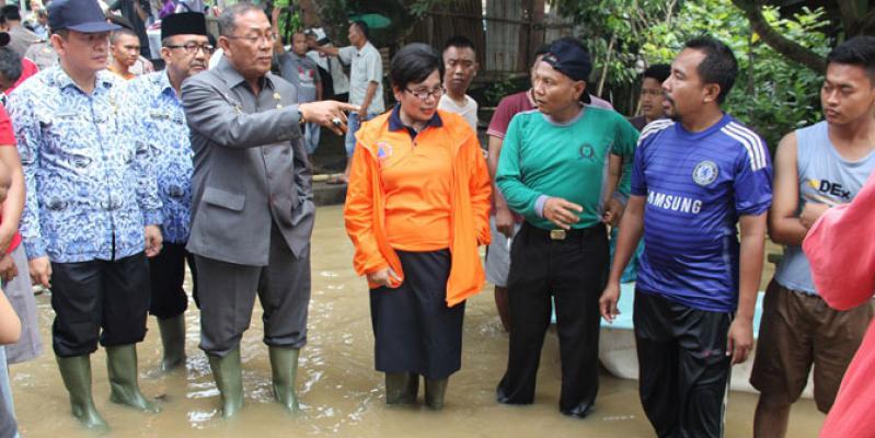 Pj Wali Kota Medan Tinjau Banjir Johor dan Marelan