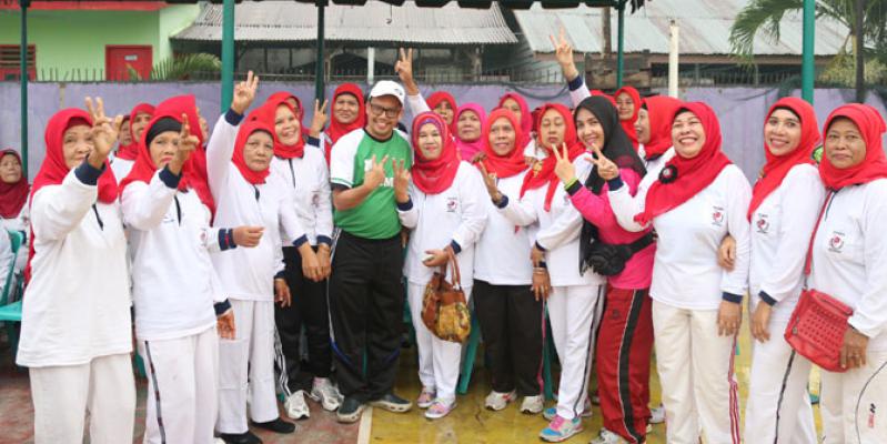 Ramadhan Pohan Senam Bersama Lansia