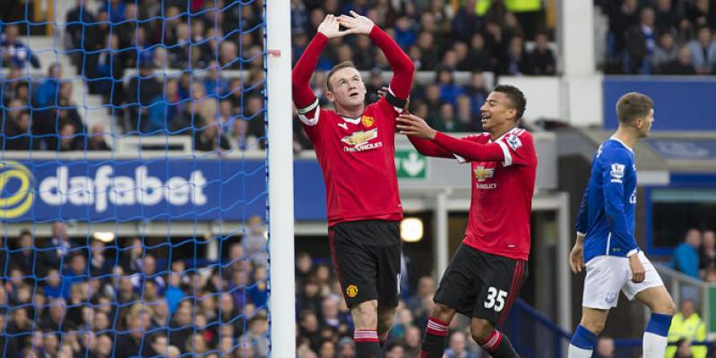 Rooney Buat Gol, Setan Merah Kembali ke Trek Kemenangan