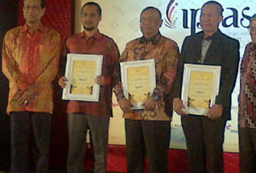 BNPB Raih Indonesia Public Relations Award 2013