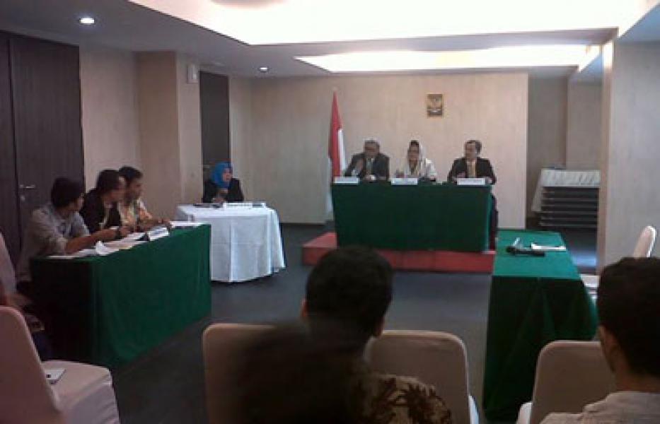 Mahasiswa Menangkan Sengketa Informasi Melawan Rektor Unimed