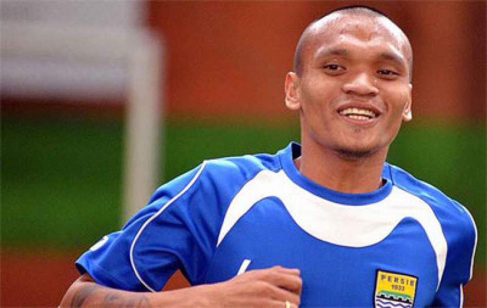 Ferdinand Sinaga Pemain Terbaik ISL 2014