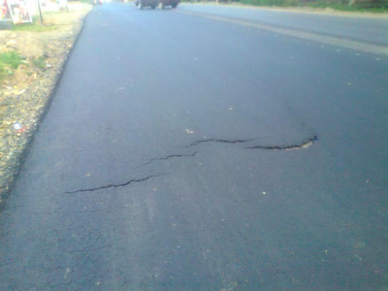 Peningkatan Jalan Sibuhuan-Ujung Batu Diduga Asal Jadi