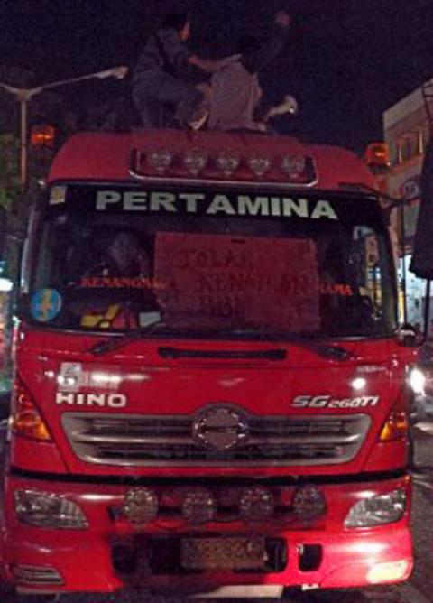 Mahasiswa USU Sandera Mobil Tangki Pertamina