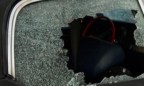 Penjual Koran Rusak Mobil Polwan di Mapolsek Medan Baru