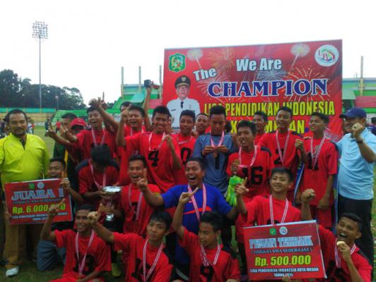 Bungkam Panca Budi, SMAN 15 Juara LPI Medan