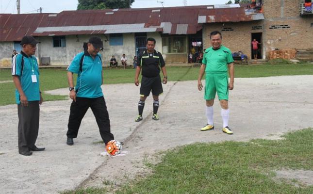 Eldin Buka Turnamen Bintang Johor Cup 2015