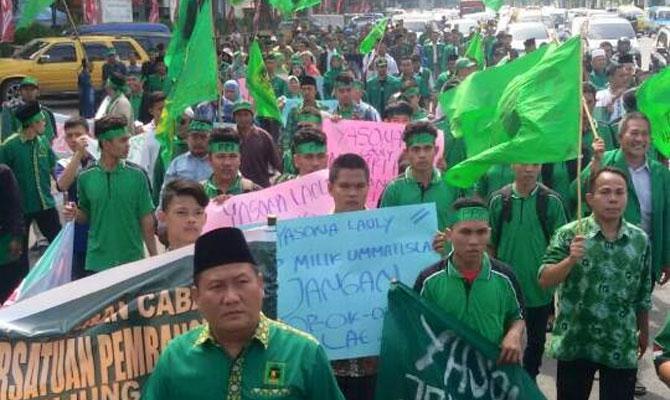 Kader PPP Sumut Demo, Copot Yasonna Laoly!