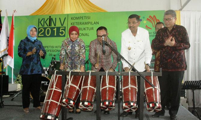 Menaker: Indonesia Harus Jadi Pemenang MEA