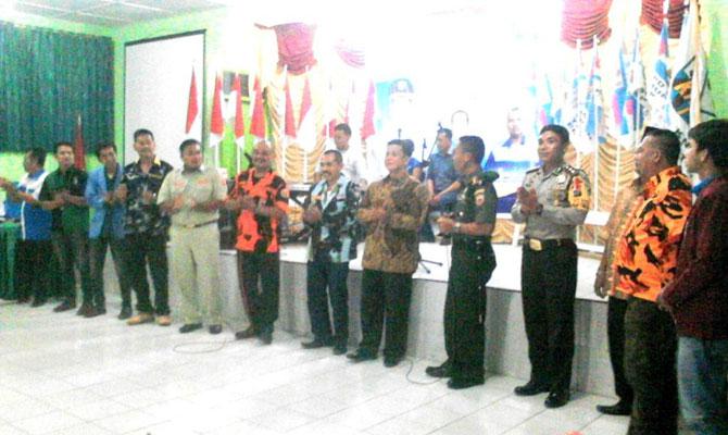 Pj Bupati Tapsel Minta Pemuda Jaga Kekompakan