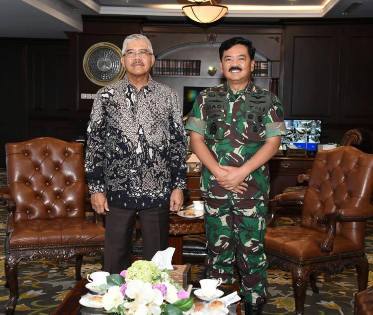 Panglima TNI Silaturahmi dengan Ketua Mahkamah Agung