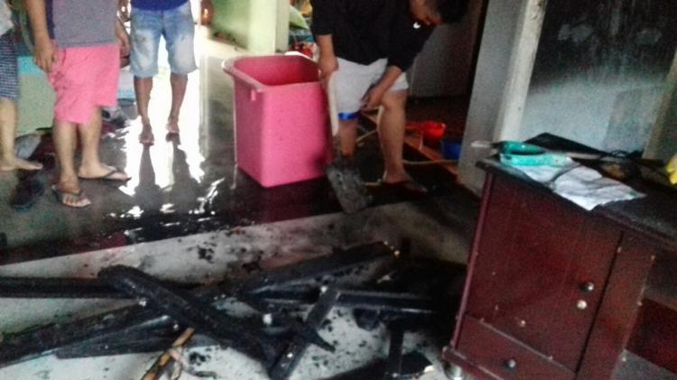 Rumah Permanen Terbakar di Simpang Selayang