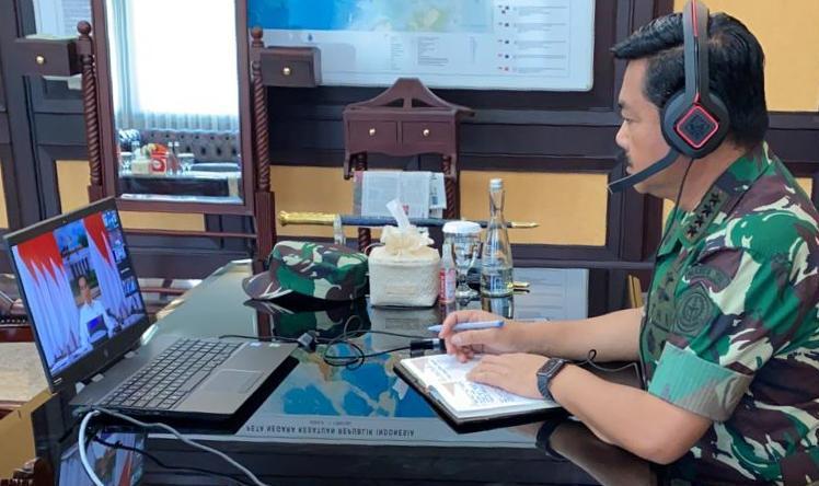 Panglima TNI Rapat dengan Presiden RI via Video Conference